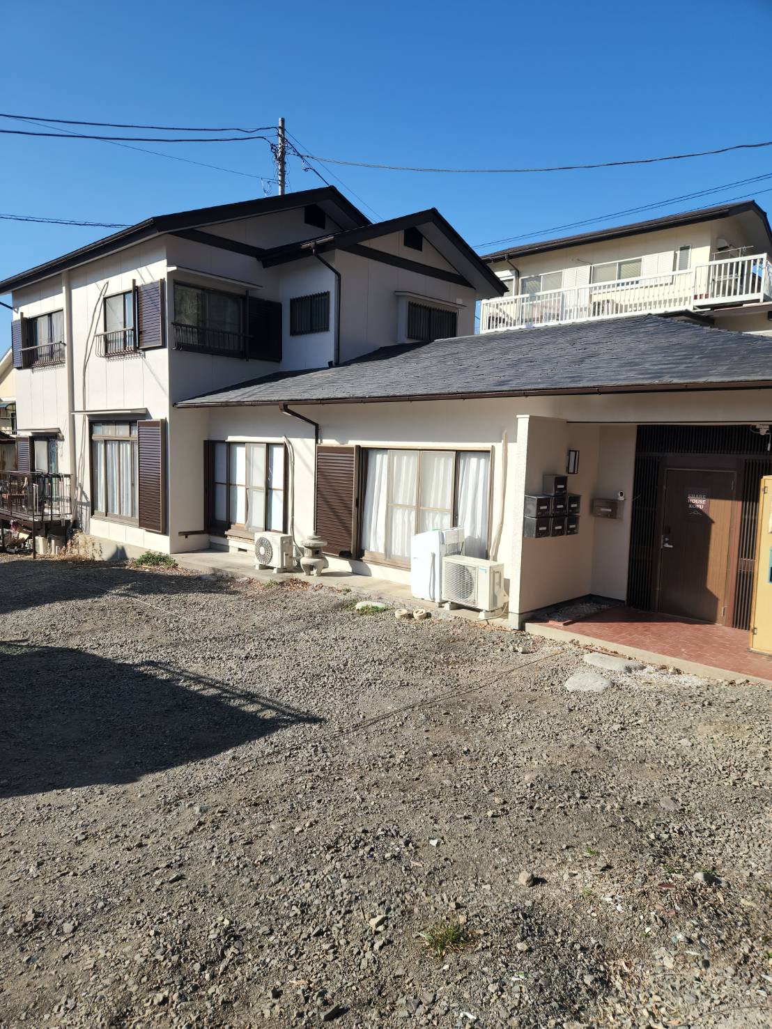 施工後全景① 外壁塗装完成 山梨県甲斐市 ペイントホームズ甲斐店